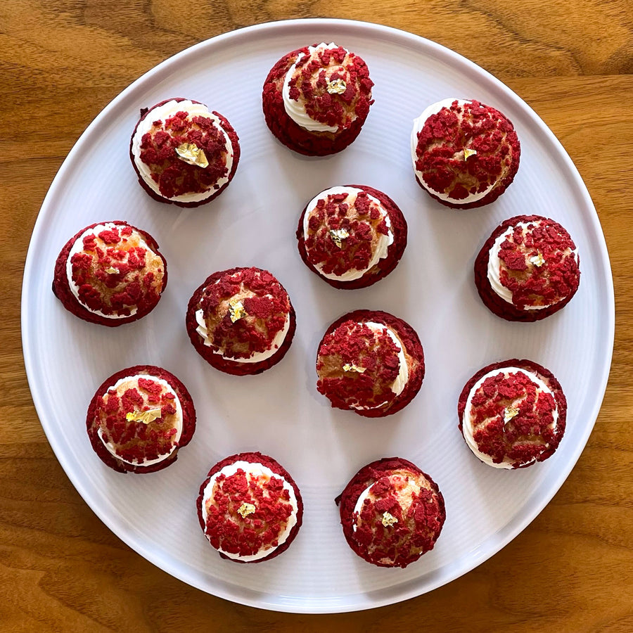 Strawberries & Crème Puffs