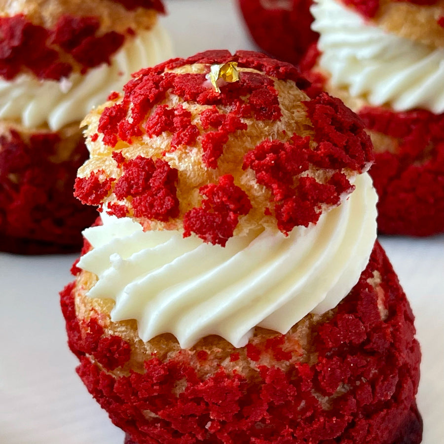Strawberries & Crème Puffs