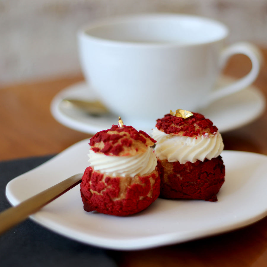 Strawberries & Crème Puffs